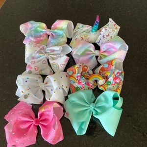 8 JoJo Bows